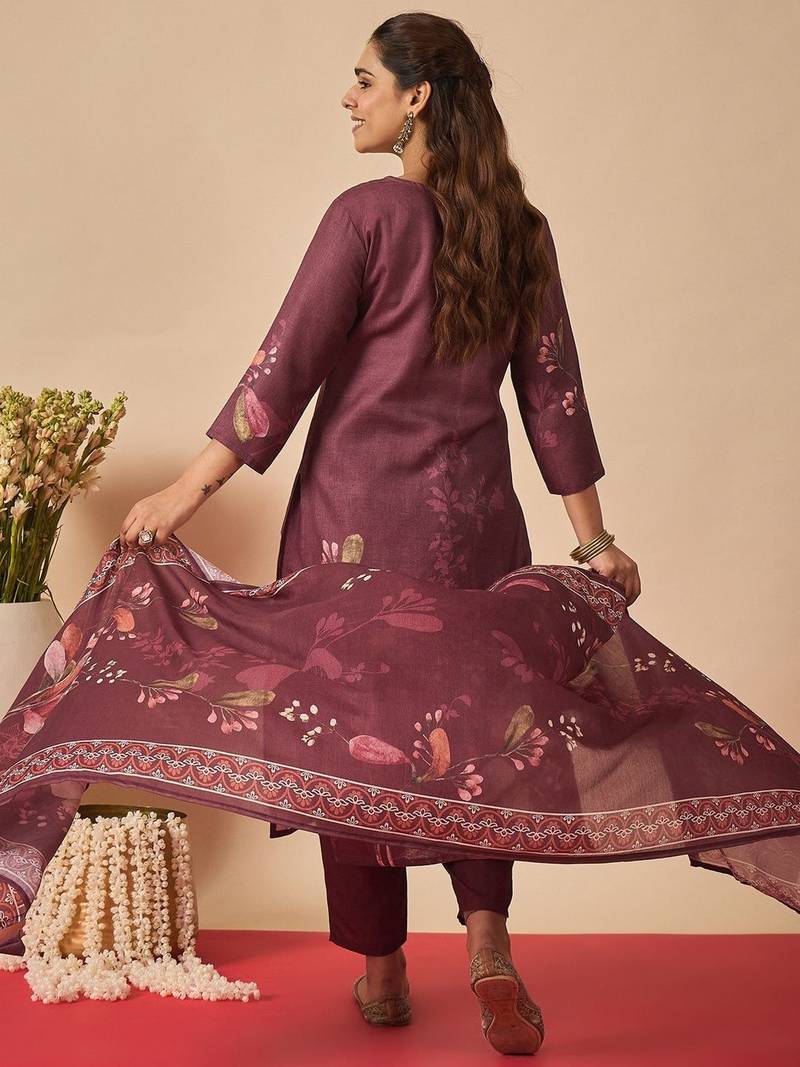 Women Floral Printed Regular Thread Work Linen Kurta with Trousers & With Dupatta
