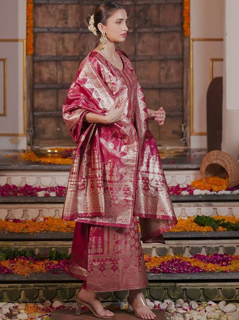 Women Ethnic Motifs Regular Kurta with Trousers & With Dupatta