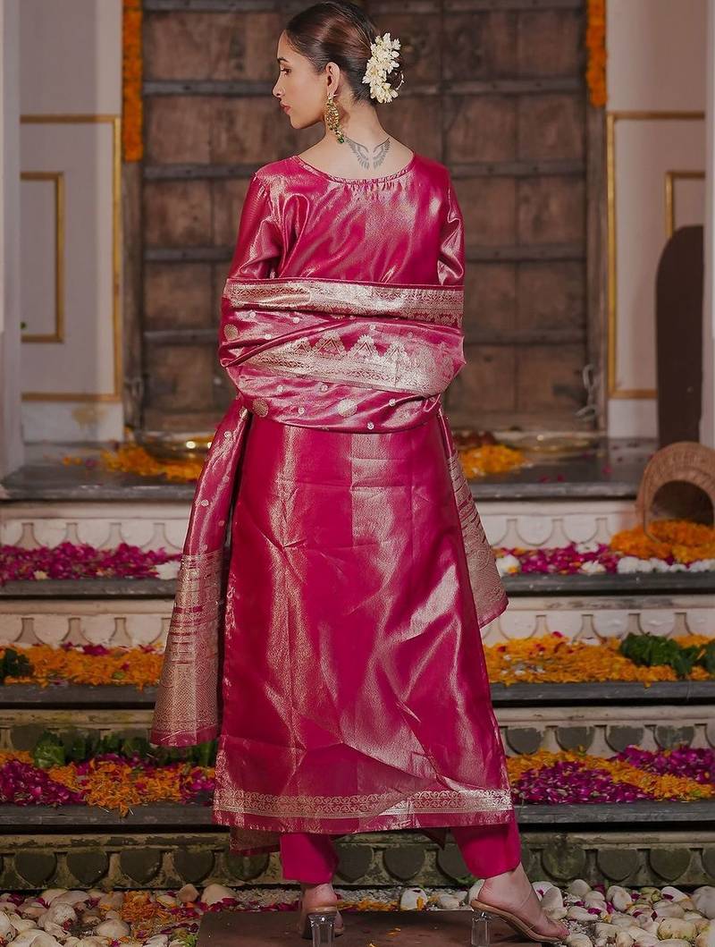 Women Ethnic Motifs Regular Kurta with Trousers & With Dupatta