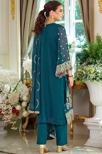 Women Ethnic Motifs Embroidered Regular Kurta with Trousers & With Dupatta