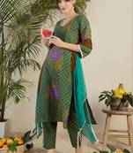 Women Floral Printed Regular Beads and Stones Pure Cotton Kurta with Trousers & With Dupatta