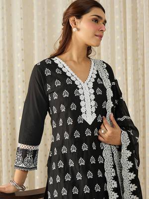 Women Ethnic Motifs Embroidered Regular Thread Work Pure Cotton Kurta with Trousers & With Dupatta 2