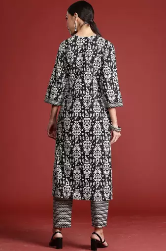 Women Printed Regular Pure Cotton Kurta with Trousers