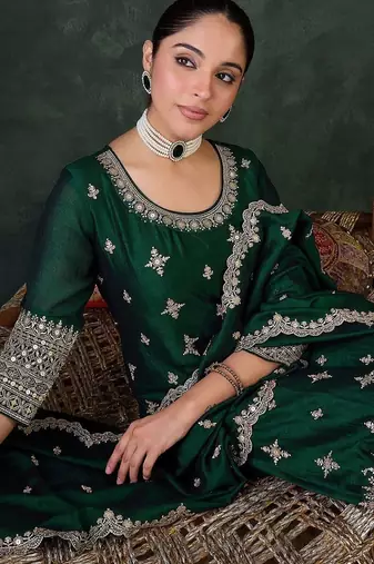 Women Ethnic Motifs Embroidered Regular Sequinned Kurta with Trousers & With Dupatta