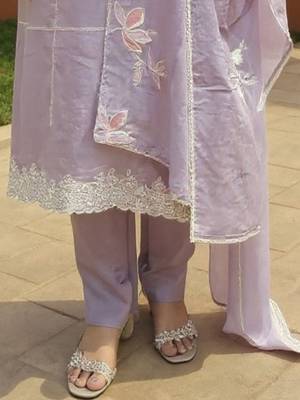 Women Floral Embroidered Regular Sequinned Pure Cotton Kurta with Trousers & With Dupatta 6