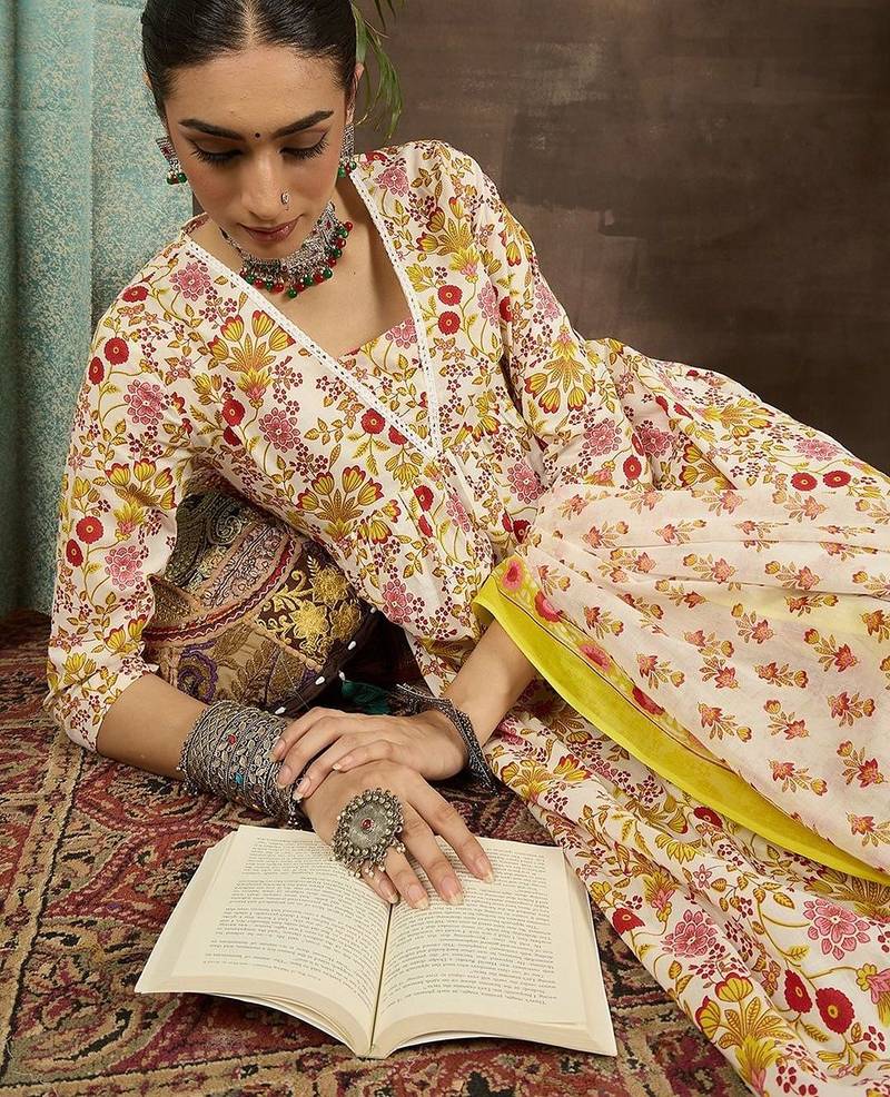 Women Floral Printed Pleated Pure Cotton Kurta with Palazzos & With Dupatta