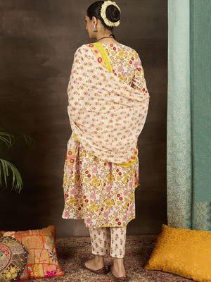 Women Floral Printed Pleated Pure Cotton Kurta with Palazzos & With Dupatta 4