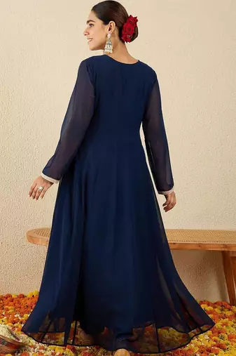Women Paisley Embroidered Regular Kurta with Trousers