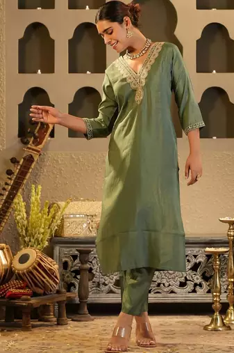 Women Ethnic Motifs Embroidered Regular Sequinned Kurta with Trousers