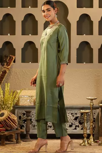 Women Ethnic Motifs Embroidered Regular Sequinned Kurta with Trousers