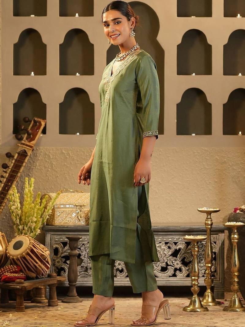 Women Ethnic Motifs Embroidered Regular Sequinned Kurta with Trousers