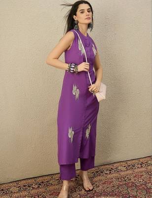 Women Ethnic Motifs Embroidered Regular Thread Work Pure Cotton Kurta with Palazzos 1