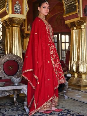 Women Floral Embroidered Regular Sequinned Kurta with Palazzos & With Dupatta 6