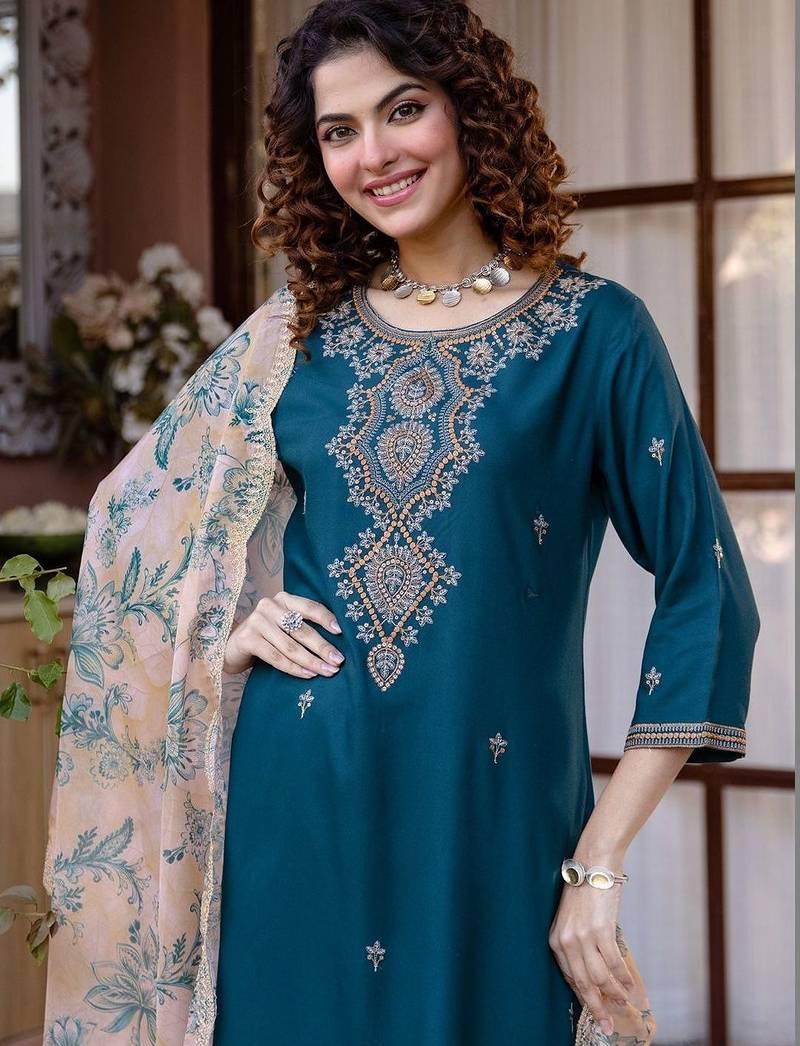 Women Ethnic Motifs Embroidered Regular Kurta with Salwar & With Dupatta