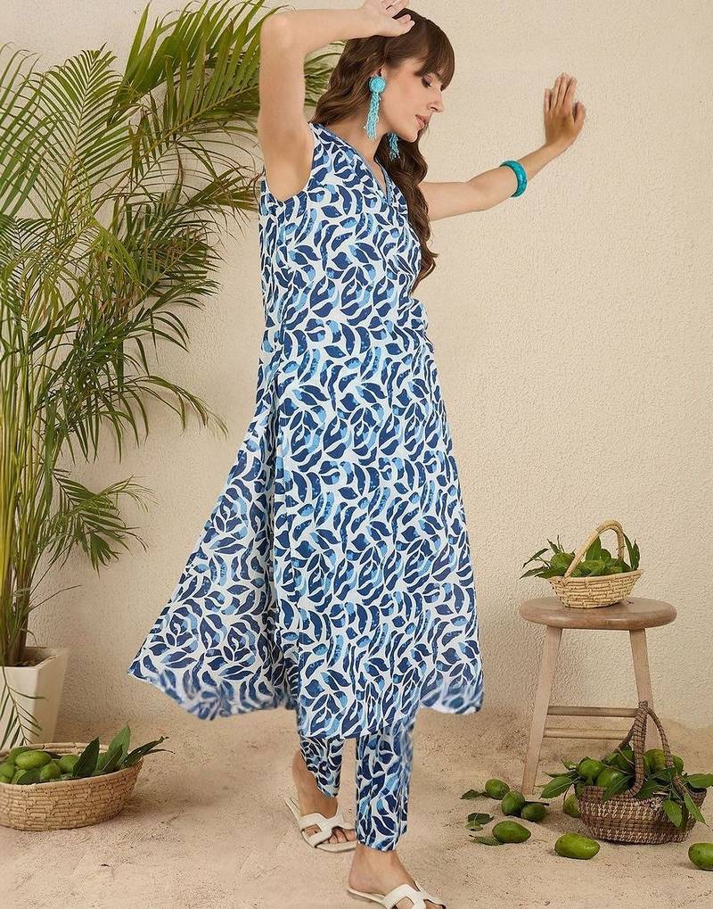 Women Printed Regular Pure Cotton Kurta with Trousers