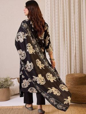 Women Floral Printed Regular Chanderi Silk Kurta with Trousers & With Dupatta 4