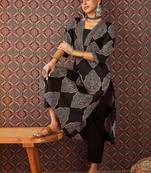 Women Ethnic Motifs Printed Regular Mirror Work Kurta with Trousers