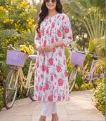 Women Floral Printed Pleated Pure Cotton Kurta with Trousers