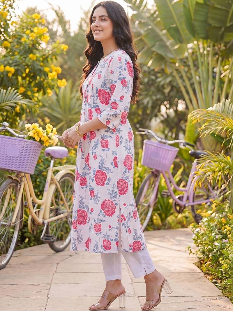 Women Floral Printed Pleated Pure Cotton Kurta with Trousers