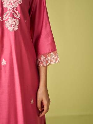 Women Ethnic Motifs Embroidered Regular Thread Work Kurta with Trousers & With Dupatta 5