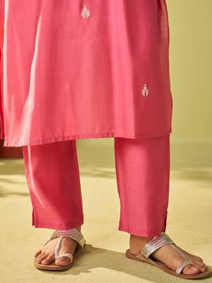 Women Ethnic Motifs Embroidered Regular Thread Work Kurta with Trousers & With Dupatta 7