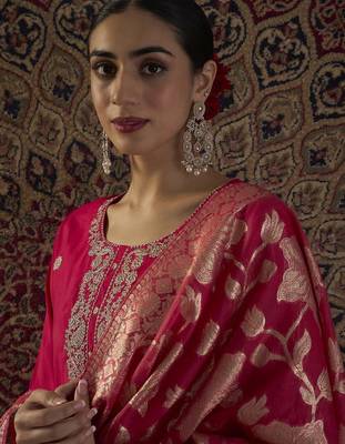Women Ethnic Motifs Embroidered Regular Thread Work Kurta with Trousers & With Dupatta 2