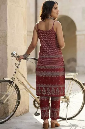 Women Ethnic Motifs Printed Regular Pure Cotton Kurta with Trousers