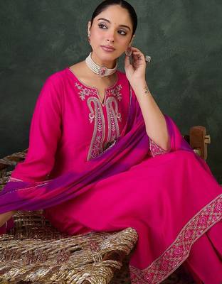 Women Ethnic Motifs Embroidered Regular Thread Work Kurta with Trousers & With Dupatta 5