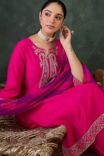 Women Ethnic Motifs Embroidered Regular Thread Work Kurta with Trousers & With Dupatta
