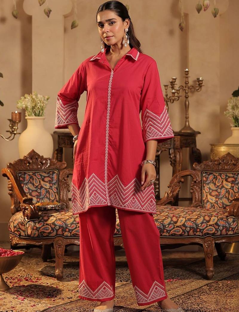 Women Ethnic Motifs Embroidered Regular Thread Work Pure Cotton Kurta with Palazzos