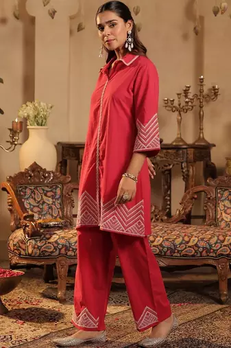Women Ethnic Motifs Embroidered Regular Thread Work Pure Cotton Kurta with Palazzos