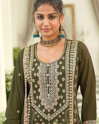 Women Ethnic Motifs Embroidered Regular Thread Work Kurta with Palazzos & With Dupatta 2