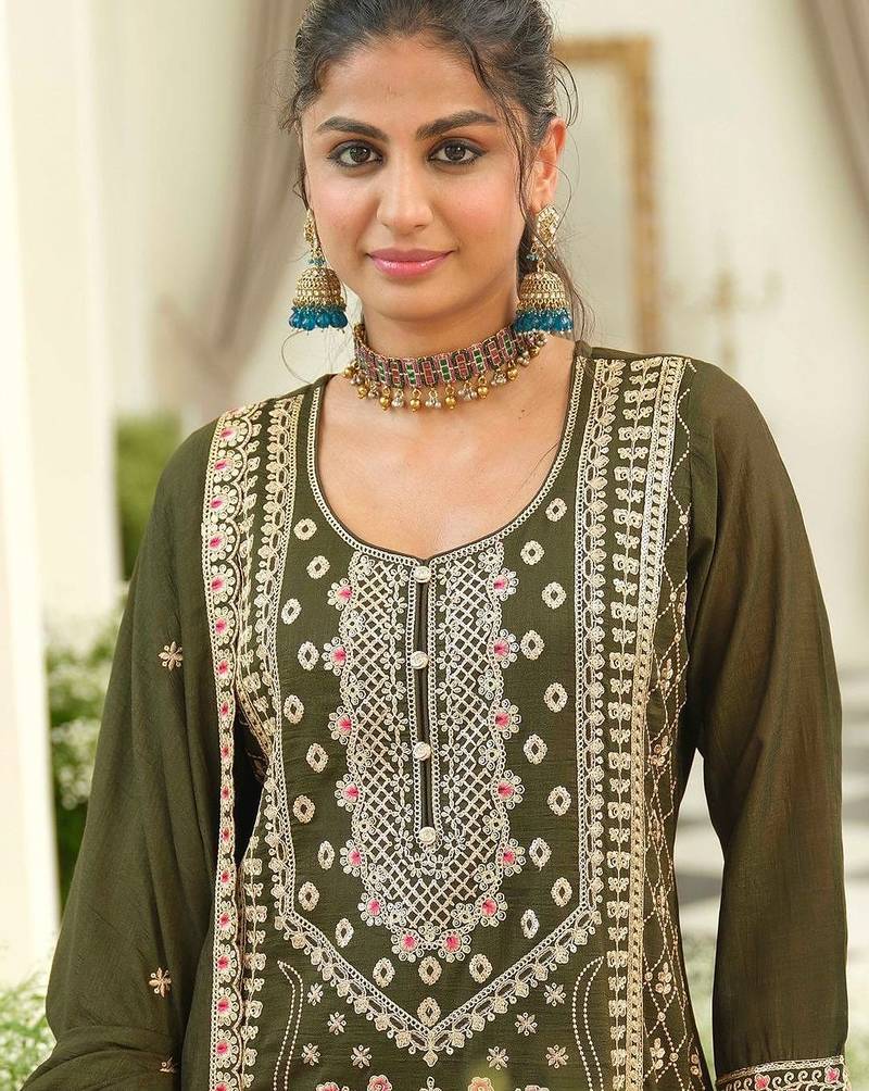 Women Ethnic Motifs Embroidered Regular Thread Work Kurta with Palazzos & With Dupatta