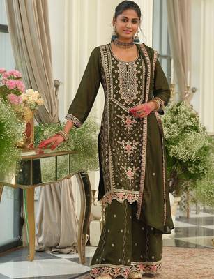 Women Ethnic Motifs Embroidered Regular Thread Work Kurta with Palazzos & With Dupatta 3