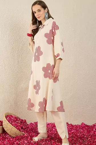 Women Floral Printed Regular Pure Cotton Kurta with Trousers