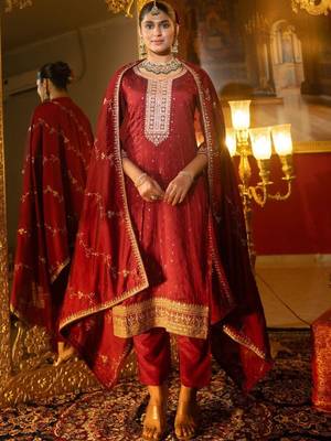 Women Ethnic Motifs Embroidered Regular Thread Work Kurta with Trousers & With Dupatta 1