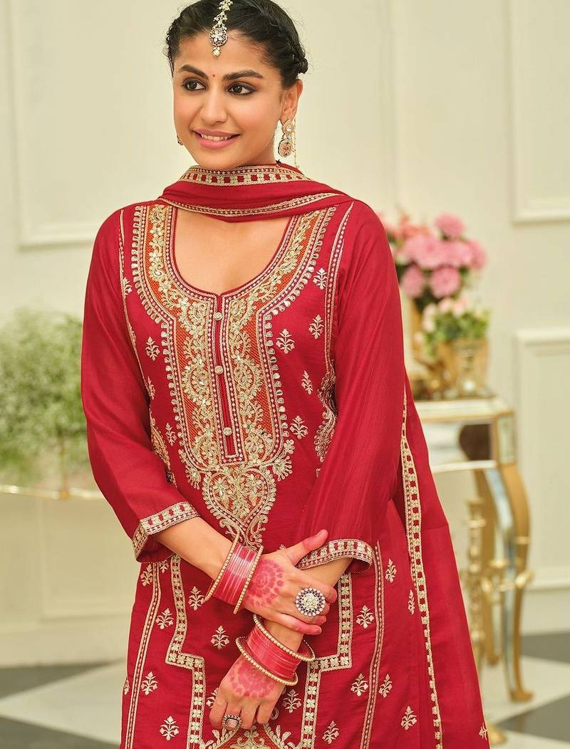Women Ethnic Motifs Embroidered Regular Thread Work Kurta with Palazzos & With Dupatta