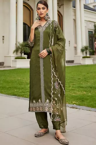 Women Ethnic Motifs Embroidered Regular Thread Work Kurta with Trousers & With Dupatta