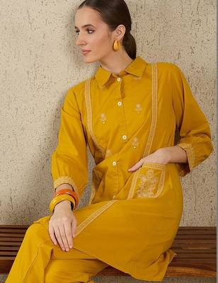 Women Ethnic Motifs Embroidered Regular Thread Work Pure Cotton Kurta with Trousers 4