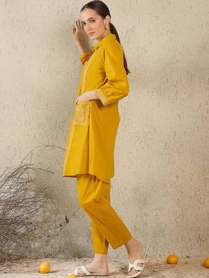 Women Ethnic Motifs Embroidered Regular Thread Work Pure Cotton Kurta with Trousers 6