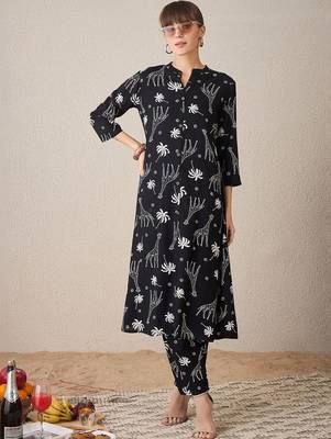 Women Ethnic Motifs Printed Regular Kurta with Trousers 4