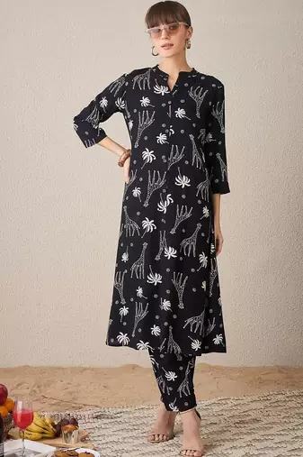 Women Ethnic Motifs Printed Regular Kurta with Trousers