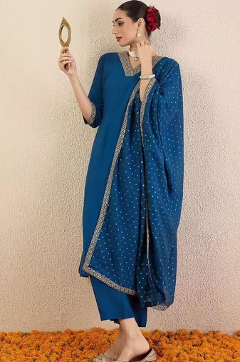 Women Ethnic Motifs Regular Sequinned Kurta with Trousers & With Dupatta