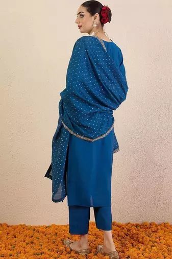 Women Ethnic Motifs Regular Sequinned Kurta with Trousers & With Dupatta