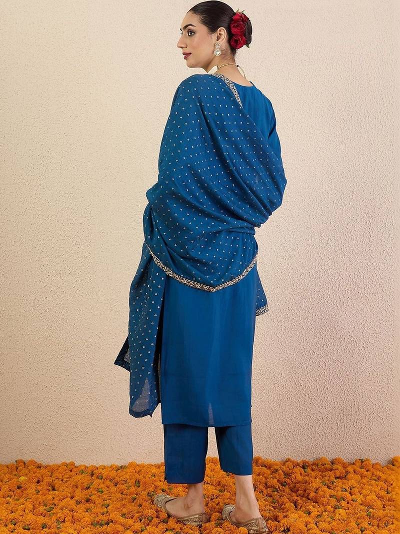 Women Ethnic Motifs Regular Sequinned Kurta with Trousers & With Dupatta