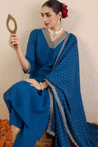 Women Ethnic Motifs Regular Sequinned Kurta with Trousers & With Dupatta