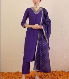 Women Ethnic Motifs Regular Kurta with Trousers & With Dupatta