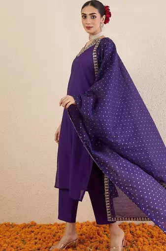 Women Ethnic Motifs Regular Kurta with Trousers & With Dupatta