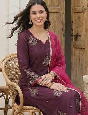 Women Ethnic Motifs Printed Regular Liva Kurta with Trousers & With Dupatta 2