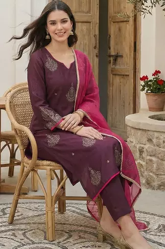 Women Ethnic Motifs Printed Regular Liva Kurta with Trousers & With Dupatta